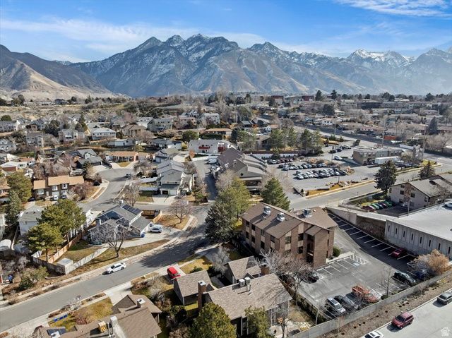 6924 S HILLSIDE VILLAGE CIR, Salt Lake City, UT 84121