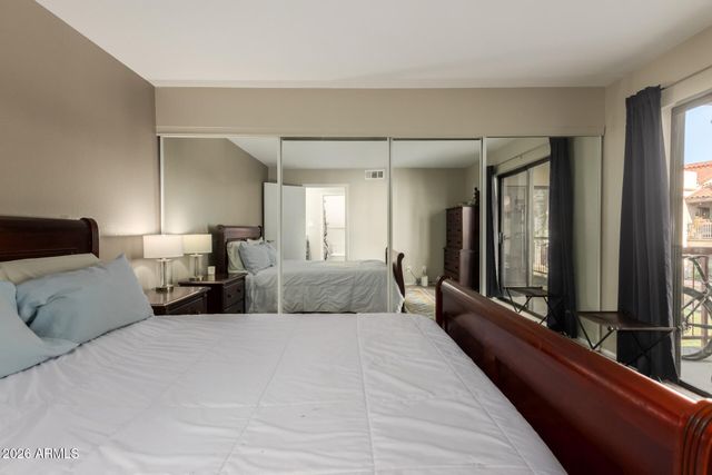 9340 N 92ND Street 203, Scottsdale, AZ 85258