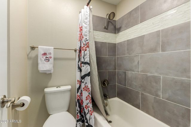 9340 N 92ND Street 203, Scottsdale, AZ 85258