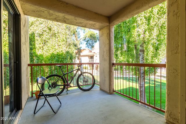 9340 N 92ND Street 203, Scottsdale, AZ 85258