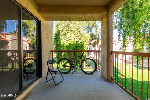 9340 N 92ND Street 203, Scottsdale, AZ 85258