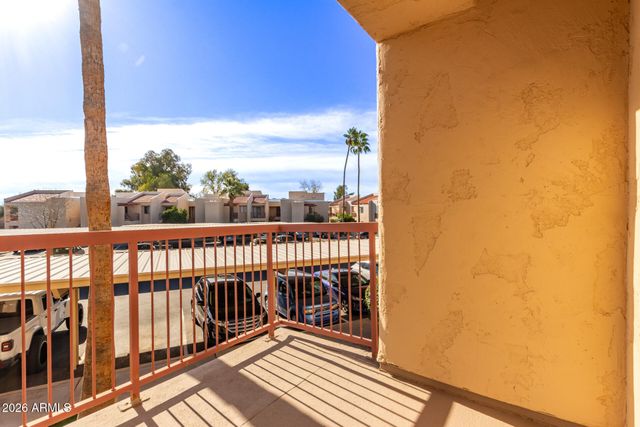 9340 N 92ND Street 203, Scottsdale, AZ 85258