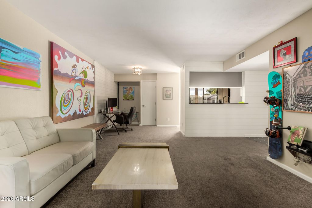 9340 N 92ND Street 203, Scottsdale, AZ 85258