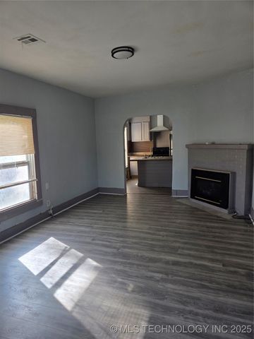 5134 Charles Page Boulevard, Tulsa, OK 74127