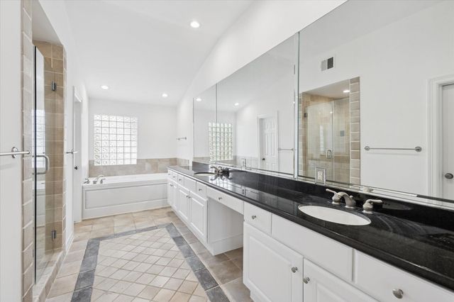 2638 Wroxton Road, West University Place, TX 77005