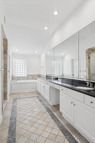 2638 Wroxton Road, West University Place, TX 77005