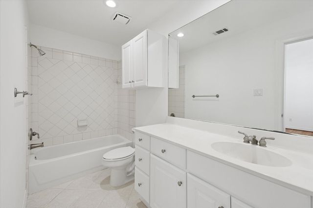 2638 Wroxton Road, West University Place, TX 77005