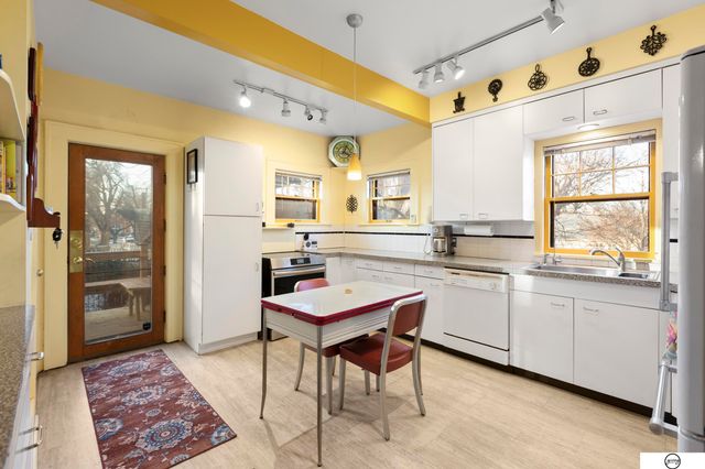 1711 S 22nd Street, Lincoln, NE 68502