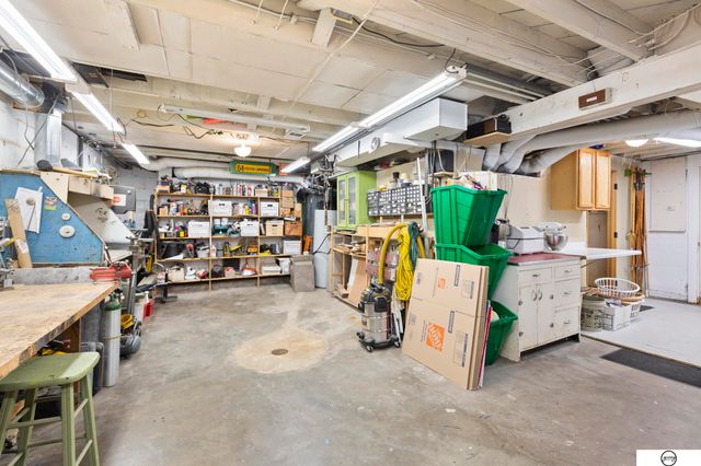 1711 S 22nd Street, Lincoln, NE 68502