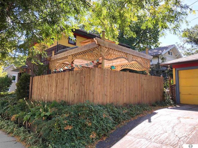 1711 S 22nd Street, Lincoln, NE 68502