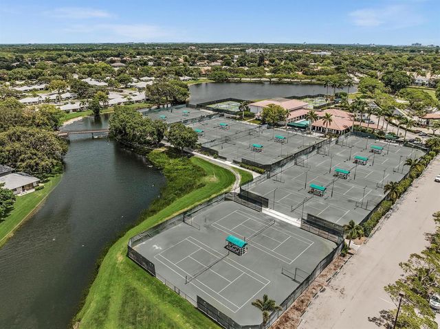 267 Eagleton Estates Boulevard, Palm Beach Gardens, FL 33418