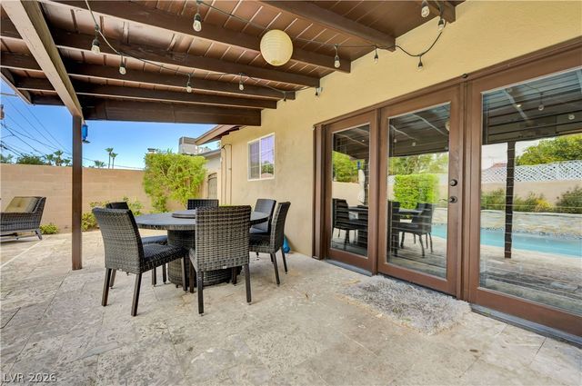 2712 West Oakey Boulevard, Las Vegas, NV 89102