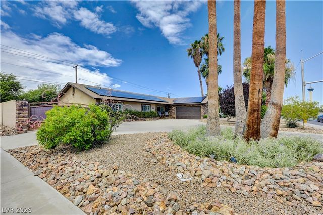 2712 West Oakey Boulevard, Las Vegas, NV 89102