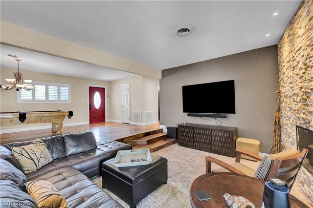 2712 West Oakey Boulevard, Las Vegas, NV 89102