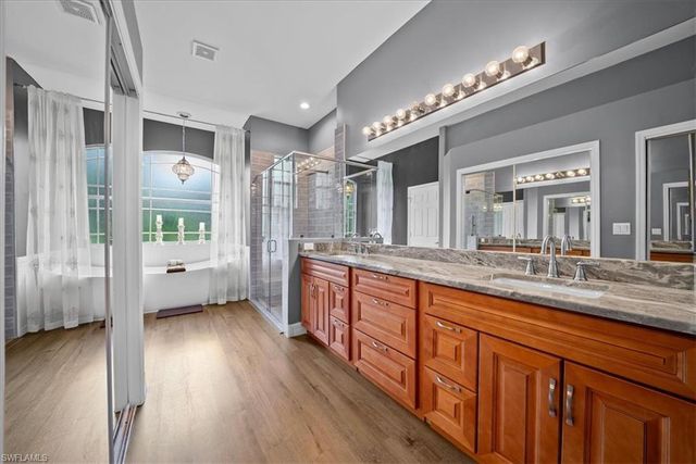 2684 14th AVE NE, Naples, FL 34120