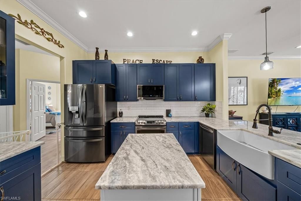 2684 14th AVE NE, NAPLES, FL 34120 — photo 4