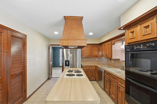 3607 El James Drive, Spring, TX 77388