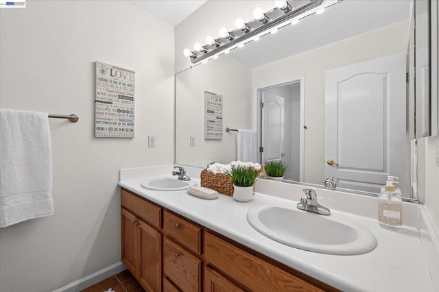 2661 Zepher Ct, Antioch, CA 94531