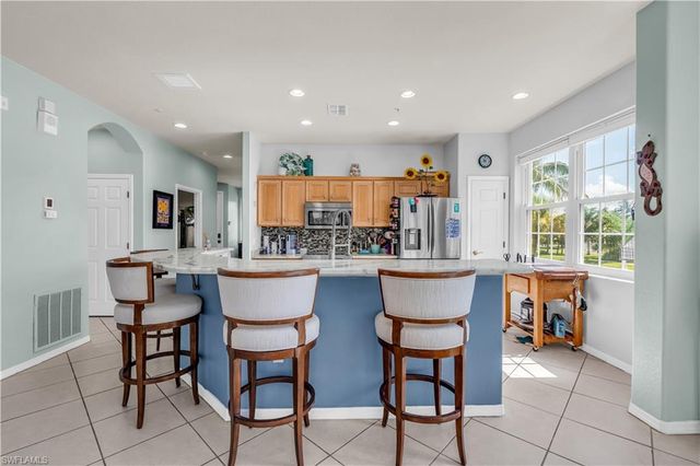 20061 Sanibel View CIR 101, Fort Myers, FL 33908