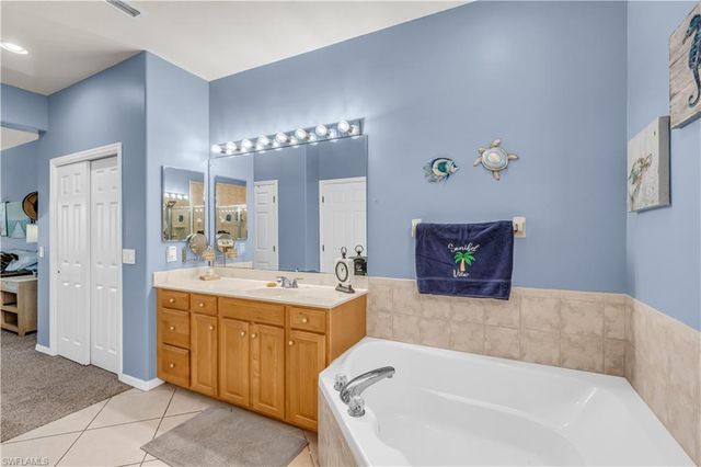 20061 Sanibel View CIR 101, Fort Myers, FL 33908