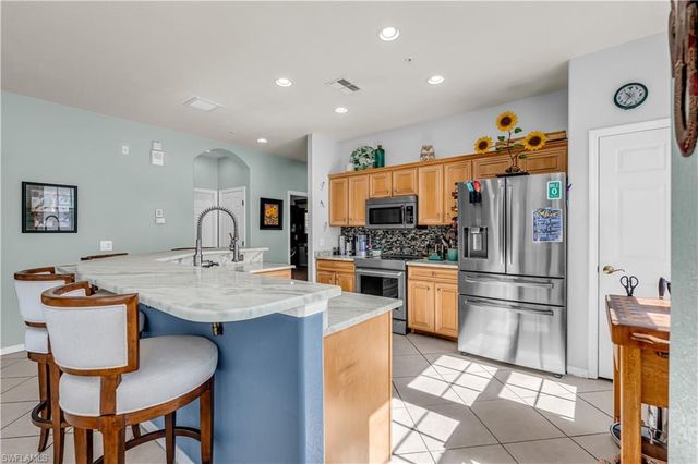 20061 Sanibel View CIR 101, Fort Myers, FL 33908