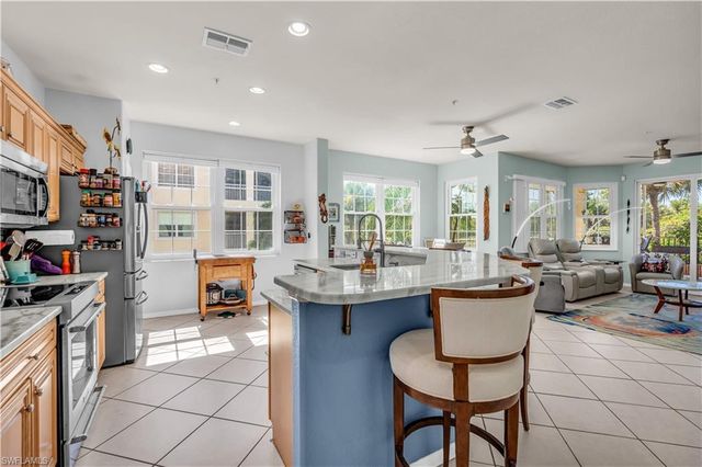 20061 Sanibel View CIR 101, Fort Myers, FL 33908