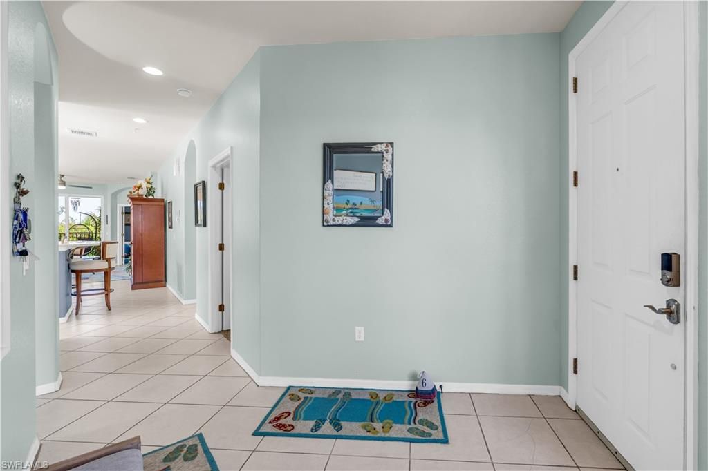 20061 Sanibel View CIR 101, FORT MYERS, FL 33908 — photo 4