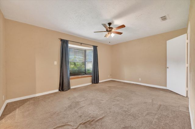 1276 County Road 1480, Alvord, TX 76225