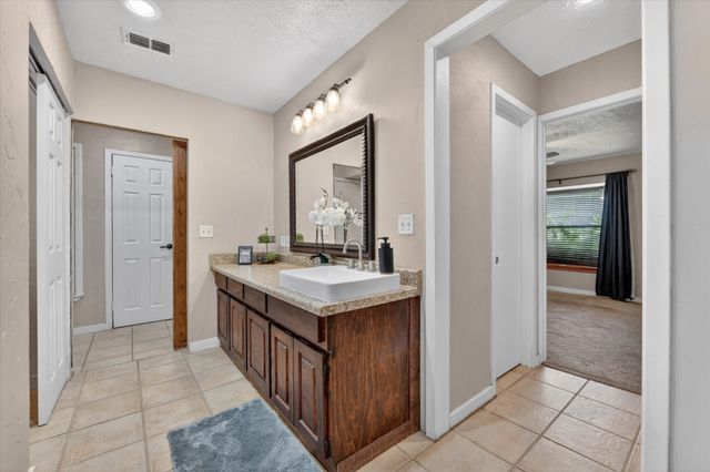 1276 County Road 1480, Alvord, TX 76225