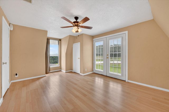 1276 County Road 1480, Alvord, TX 76225