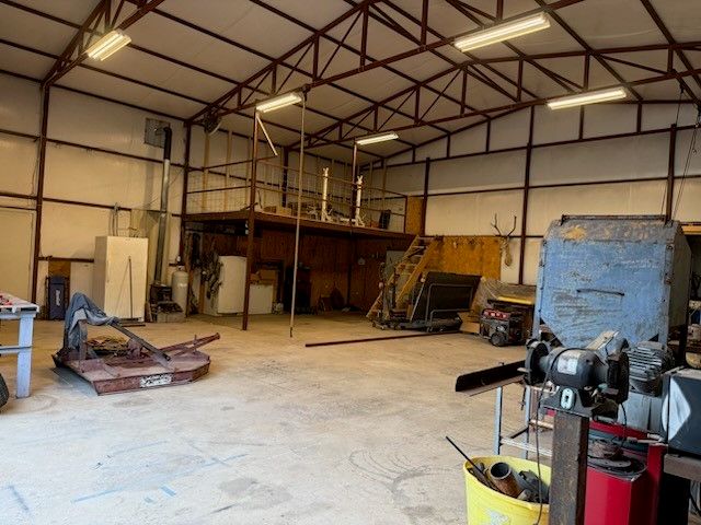 1276 County Road 1480, Alvord, TX 76225