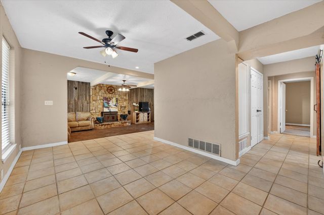 1276 County Road 1480, Alvord, TX 76225