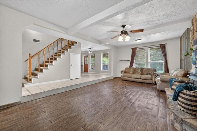 1276 County Road 1480, Alvord, TX 76225