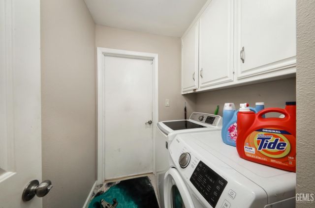 9017 Caymus Court, Bakersfield, CA 93312