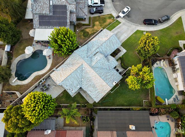 9017 Caymus Court, Bakersfield, CA 93312
