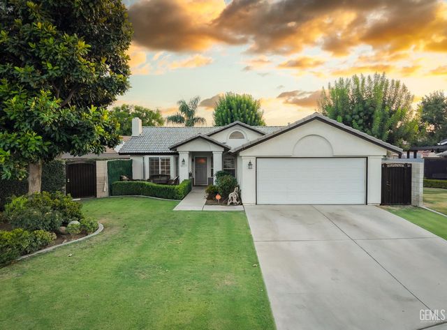 9017 Caymus Court, Bakersfield, CA 93312