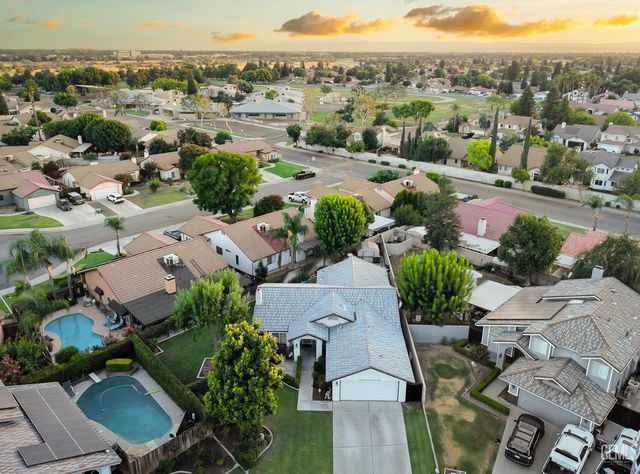 9017 Caymus Court, Bakersfield, CA 93312
