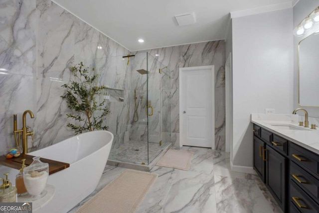 1060 Regal Hills Lane, Mableton, GA 30126