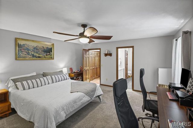 404 Hunters Glen, Belleville, IL 62220