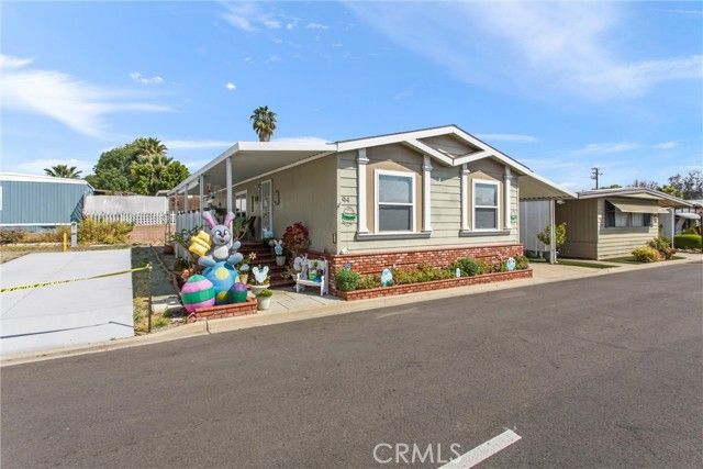 2755 Arrow 94, La Verne, CA 91750