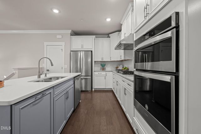 10210 Sablewood Drive 109, Raleigh, NC 27617