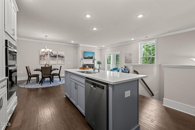 10210 Sablewood Drive 109, Raleigh, NC 27617
