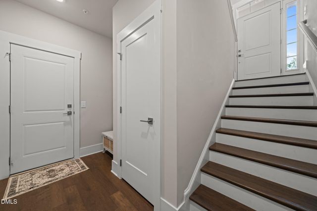 10210 Sablewood Drive 109, Raleigh, NC 27617
