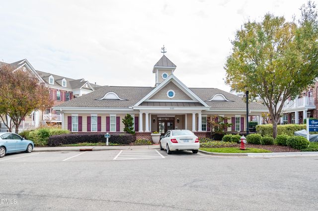 10210 Sablewood Drive 109, Raleigh, NC 27617
