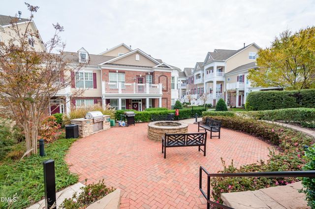 10210 Sablewood Drive 109, Raleigh, NC 27617