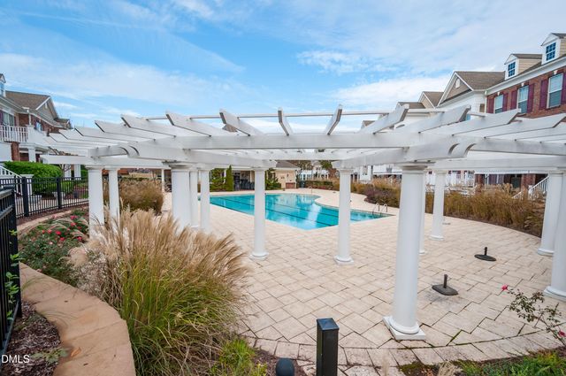 10210 Sablewood Drive 109, Raleigh, NC 27617