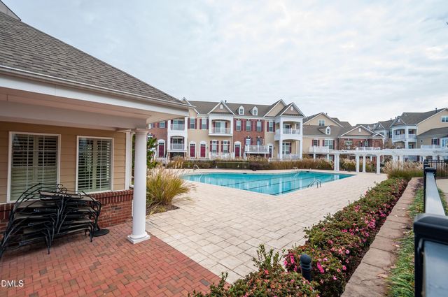 10210 Sablewood Drive 109, Raleigh, NC 27617