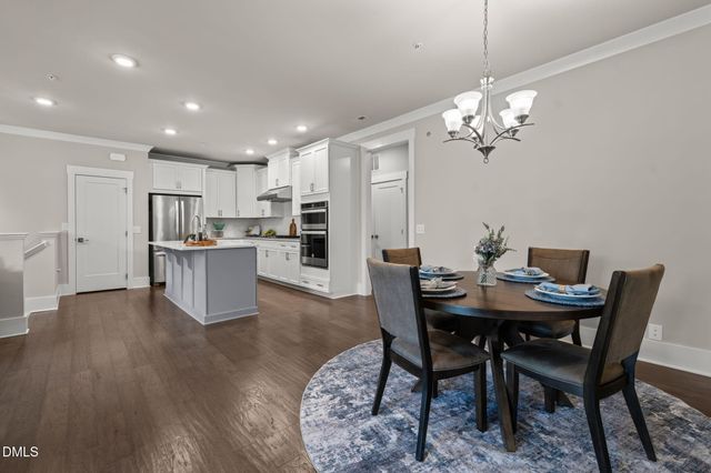 10210 Sablewood Drive 109, Raleigh, NC 27617