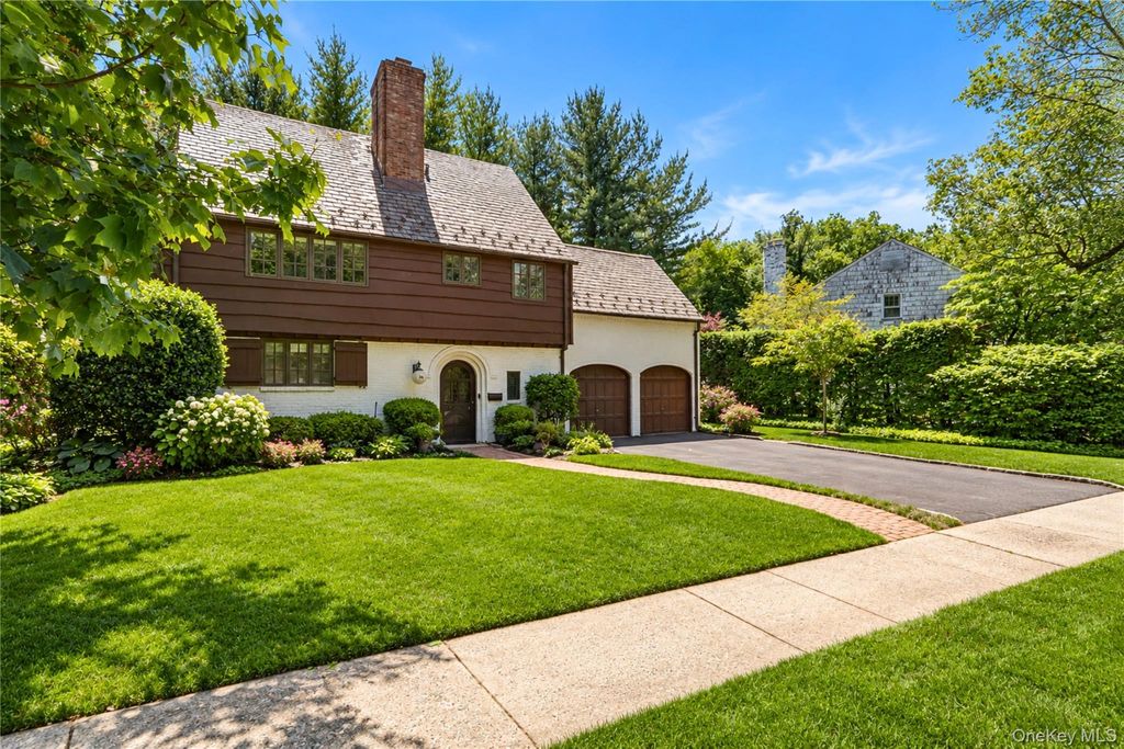 34 Wensley Drive, Great Neck, NY 11021 — exterior