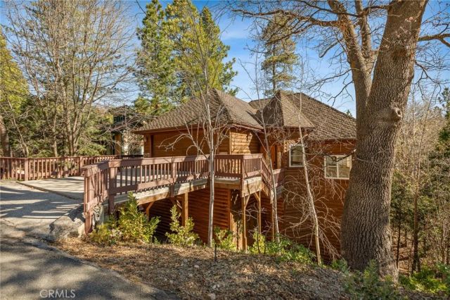 27539 W Shore, Lake Arrowhead, CA 92352